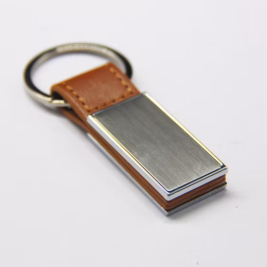 China Factory Custom Logo Fashion Charm Verschiedene Formen aus Leder-Metall-Schlüsselanhänger